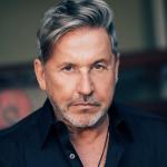 artist image Ricardo Montaner Me Va a Extrañar (Unchain My Heart) Ricardo Montaner Con la London Metropolitan Orchestra
