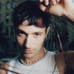 artist image Jeremy Zucker not ur friend love is not dying