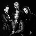 artist image Fame On Fire Plastic Heart Plastic Heart (Acoustic) - Single