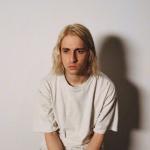 artist image Porter Robinson Everything Goes On - 24musicplay.com Everything Goes On - Single