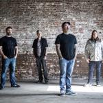 artist image Staind staind - Outside 